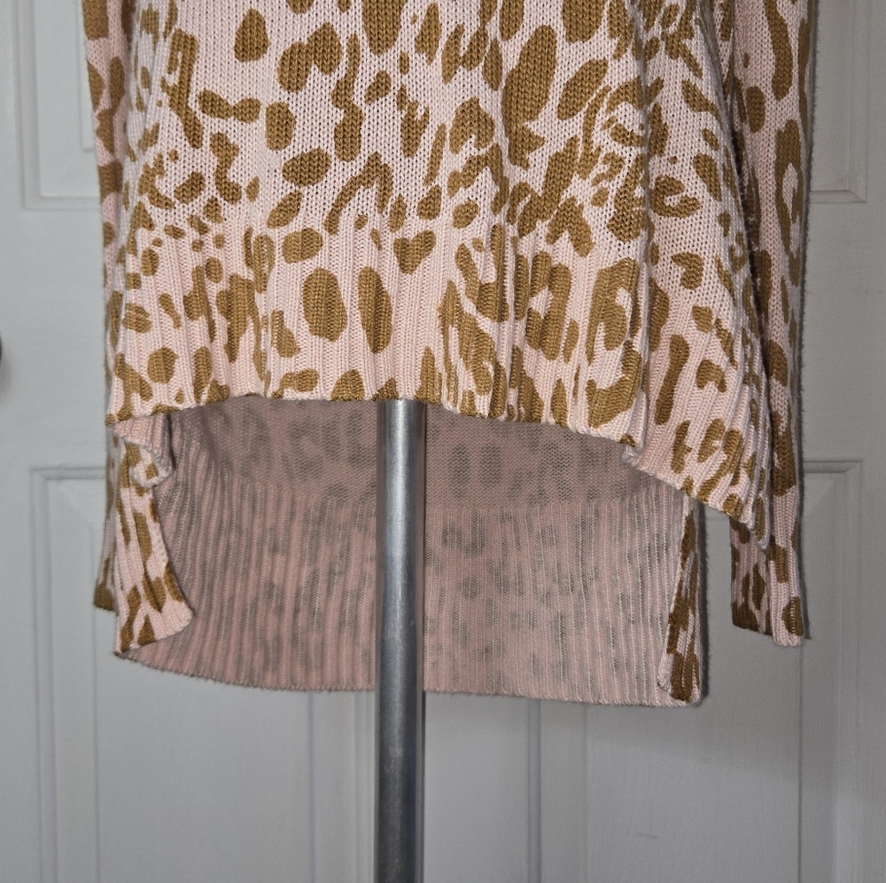Show Me Your Mumu XS Pink Leopard Cliffside Sweater - Picture 4 of 9